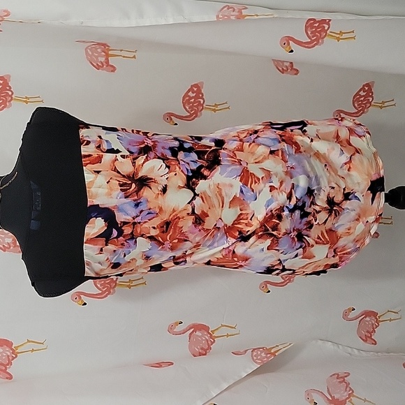 Vera Wang Floral Tank - Picture 3 of 8